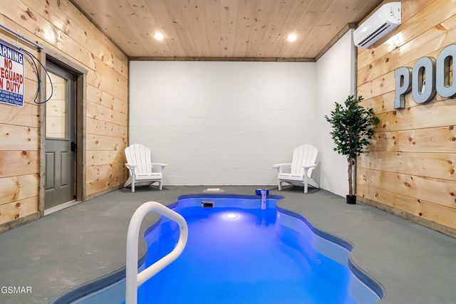 2614 Grassy Branch Loop, Sevierville, TN 37876