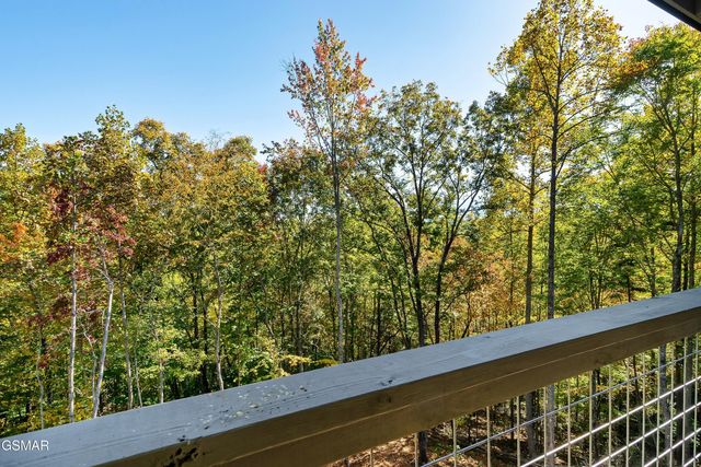 2614 Grassy Branch Loop, Sevierville, TN 37876