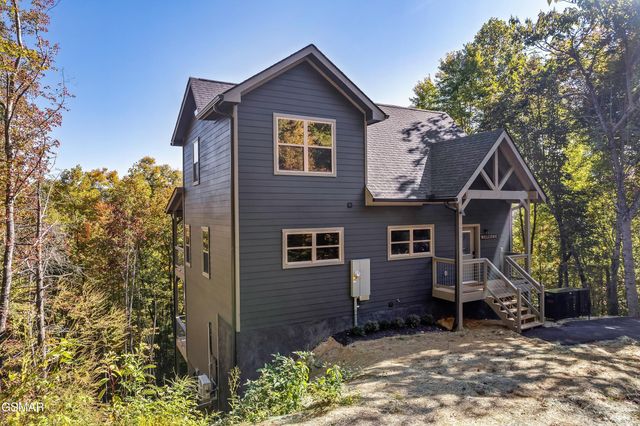 2614 Grassy Branch Loop, Sevierville, TN 37876