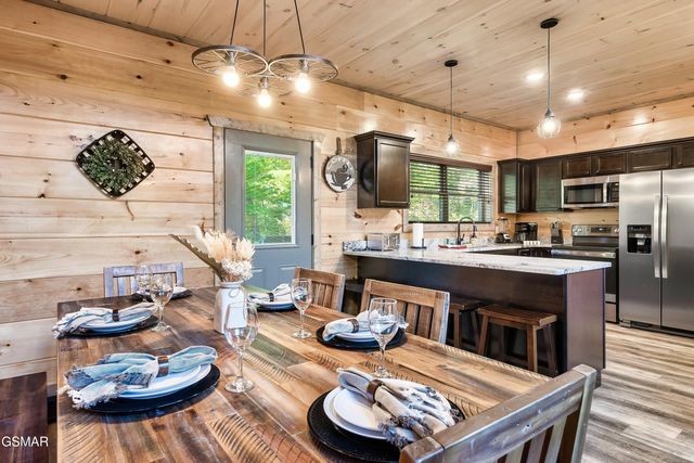 2614 Grassy Branch Loop, Sevierville, TN 37876