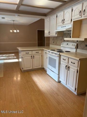 1839 E Lakeshore Drive, Carriere, MS 39426