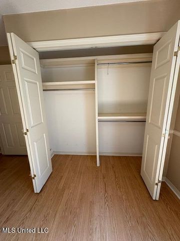 1839 E Lakeshore Drive, Carriere, MS 39426