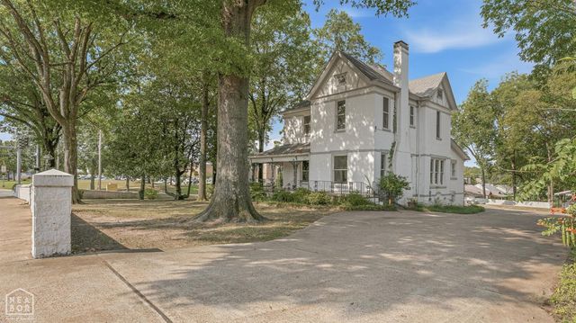 1515 S Main Street, Jonesboro, AR 72401