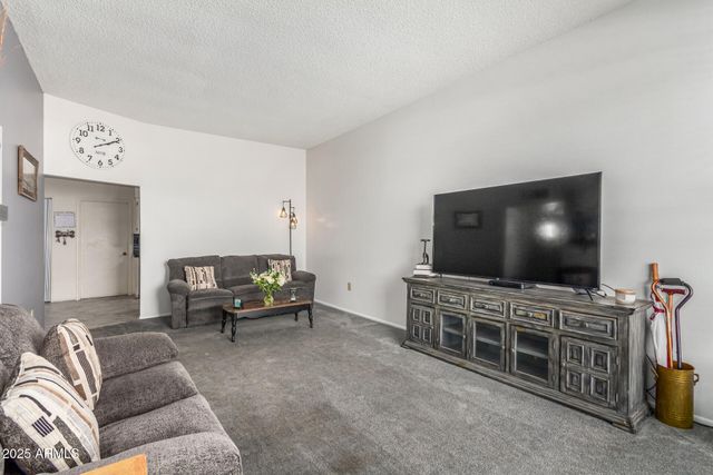 10161 W THUNDERBIRD Boulevard, Sun City, AZ 85351