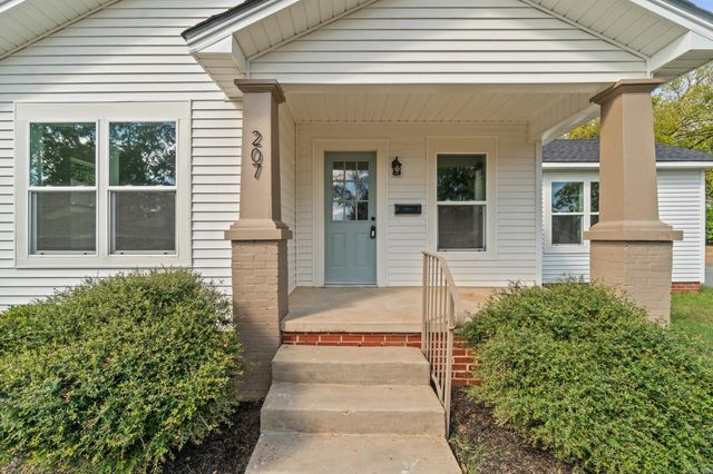 207 N. Sowell St., Searcy, AR 72143