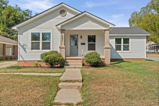 207 N. Sowell St., Searcy, AR 72143