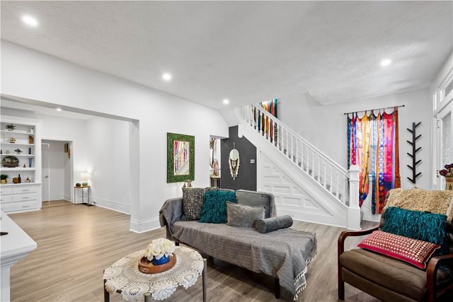 337 W College Street, Canonsburg, PA 15317