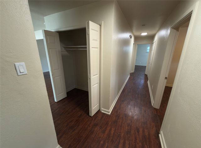 2008 Bradford Drive, Arlington, TX 76010