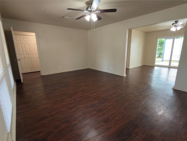 2008 Bradford Drive, Arlington, TX 76010