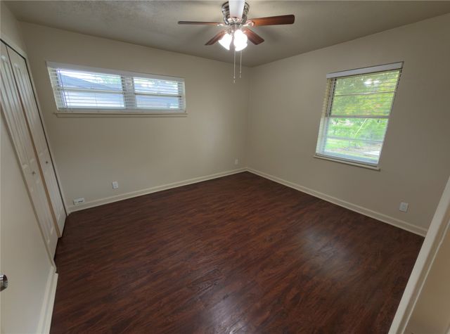 2008 Bradford Drive, Arlington, TX 76010