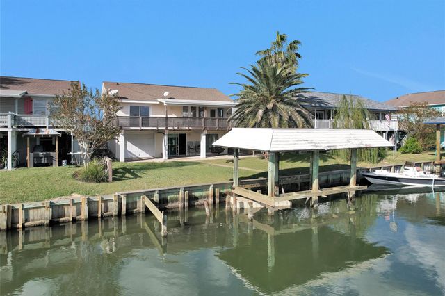 539 Pompano Street, Bayou Vista, TX 77563