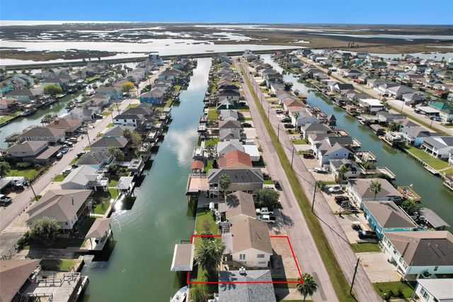 539 Pompano Street, Bayou Vista, TX 77563