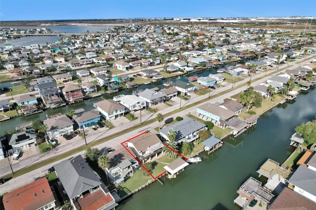 539 Pompano Street, Bayou Vista, TX 77563