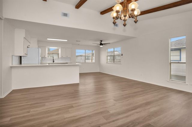 539 Pompano Street, Bayou Vista, TX 77563