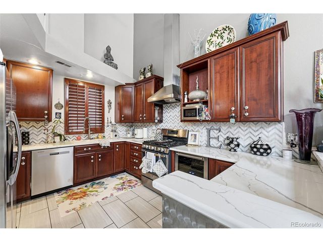 790 N Clarkson St 101, Denver, CO 80218