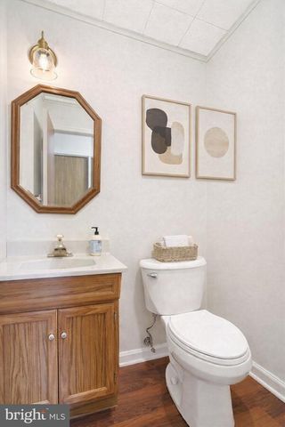 11 DOGWOOD LN, Manchester, PA 17345