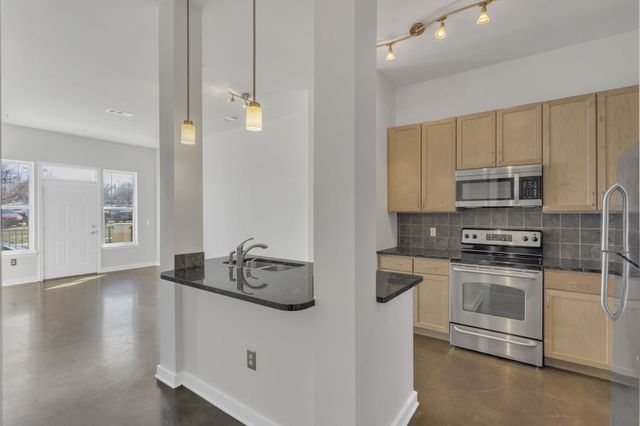 3000 Vanderbilt Pl Apt 103, Nashville, TN 37212