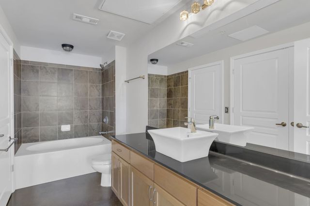 3000 Vanderbilt Pl Apt 103, Nashville, TN 37212