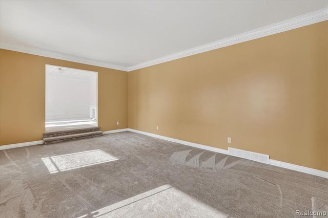 9505 E Atherton Road, Davison, MI 48423