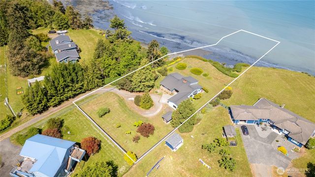 164 Calbert Rd, Port Angeles, WA 98362