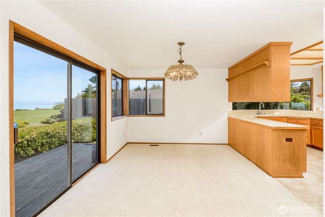 164 Calbert Rd, Port Angeles, WA 98362