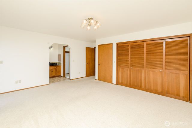 164 Calbert Rd, Port Angeles, WA 98362