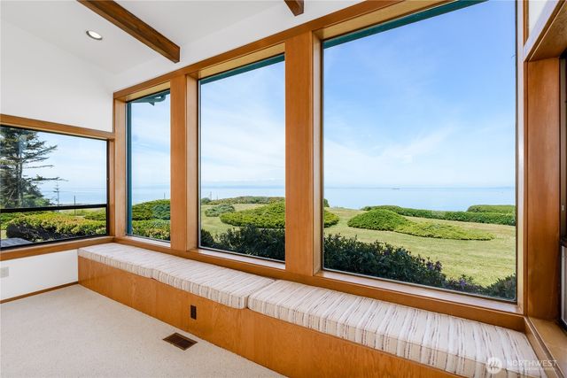 164 Calbert Rd, Port Angeles, WA 98362