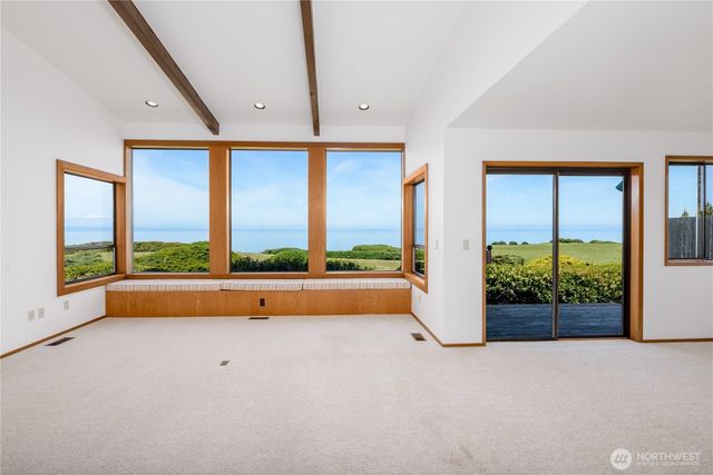 164 Calbert Rd, Port Angeles, WA 98362