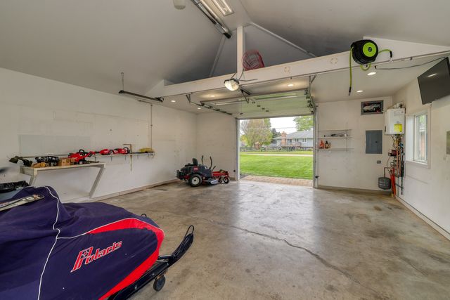 704 N First Street, Elburn, IL 60119
