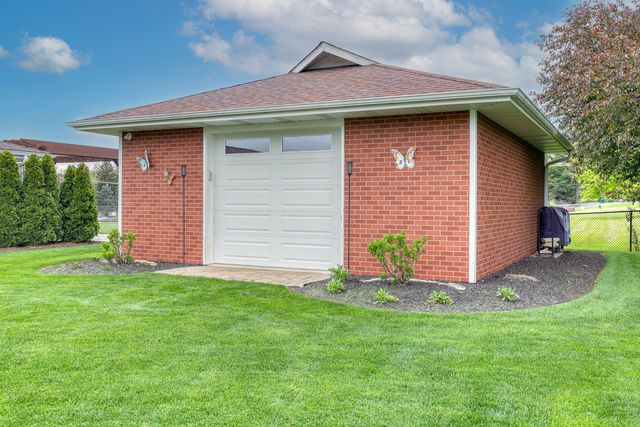 704 N First Street, Elburn, IL 60119