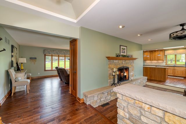 704 N First Street, Elburn, IL 60119
