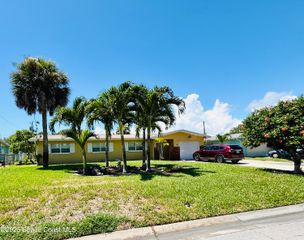 276 Curacau Drive, Cocoa Beach, FL 32931