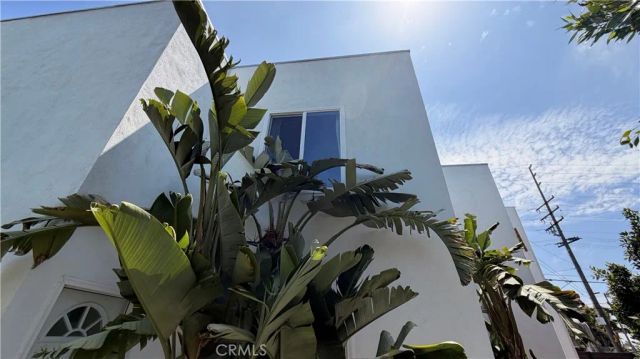 1081 Loma Avenue, Long Beach, CA 90804