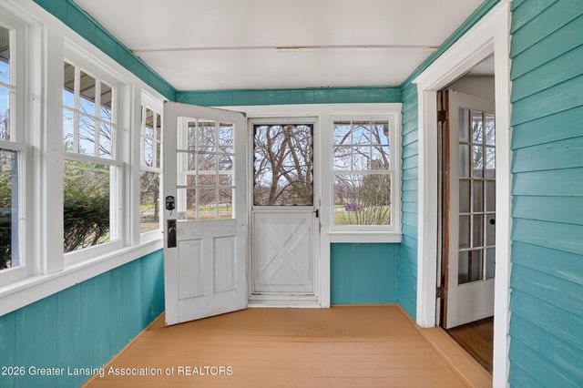 11484 Columbia Highway, Eaton Rapids, MI 48827