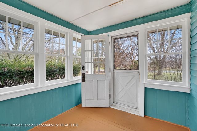 11484 Columbia Highway, Eaton Rapids, MI 48827