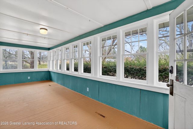 11484 Columbia Highway, Eaton Rapids, MI 48827