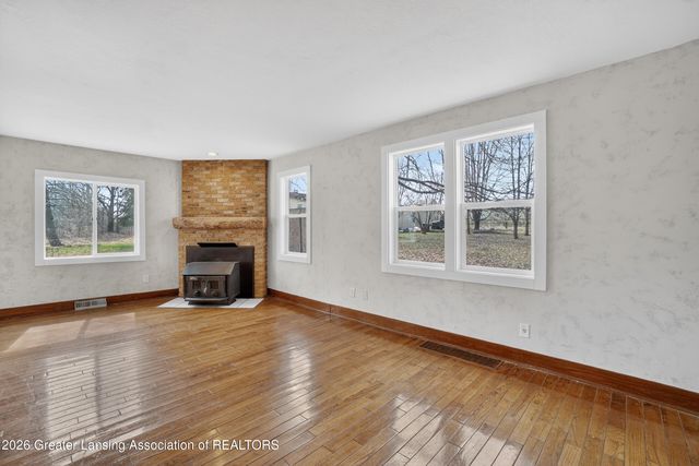 11484 Columbia Highway, Eaton Rapids, MI 48827