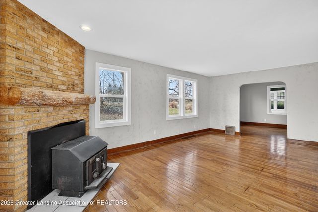 11484 Columbia Highway, Eaton Rapids, MI 48827