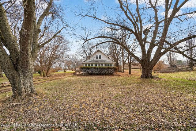 11484 Columbia Highway, Eaton Rapids, MI 48827