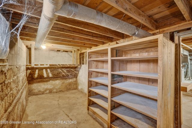 11484 Columbia Highway, Eaton Rapids, MI 48827