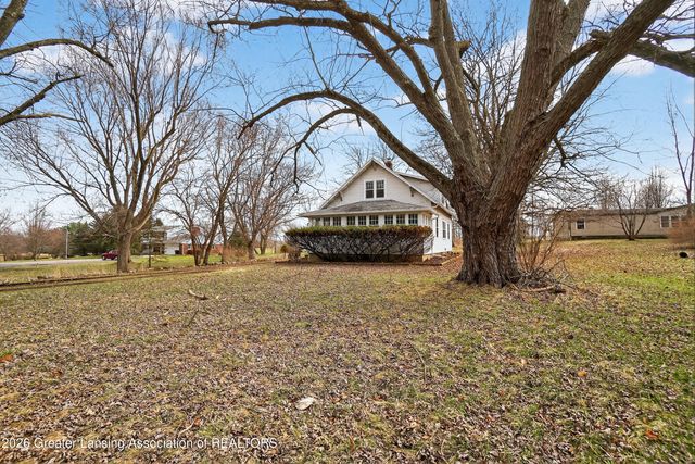 11484 Columbia Highway, Eaton Rapids, MI 48827