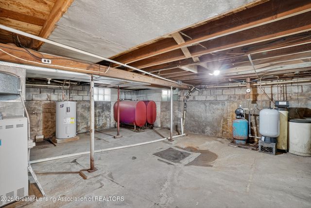 11484 Columbia Highway, Eaton Rapids, MI 48827