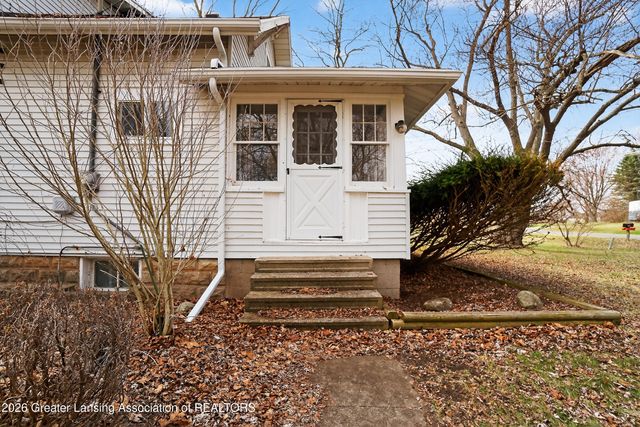 11484 Columbia Highway, Eaton Rapids, MI 48827