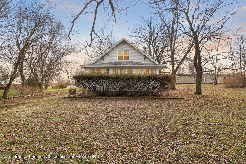 11484 Columbia Highway, Eaton Rapids, MI 48827