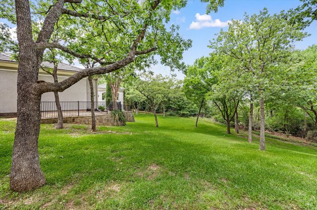 8600 Baltusrol Drive, Flower Mound, TX 75022