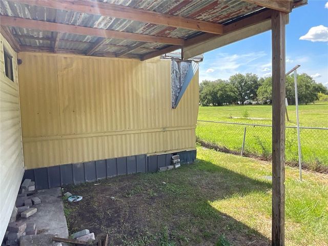 702 JERSEY COURT, Dundee, FL 33838