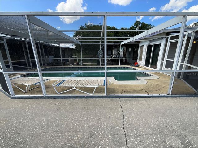 702 JERSEY COURT, Dundee, FL 33838