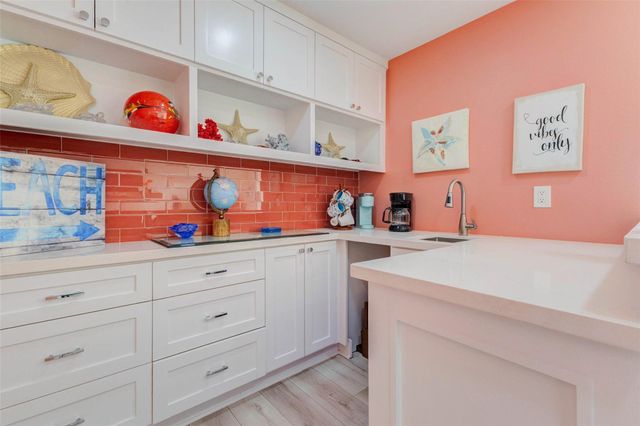 21239 Gulf Drive, Galveston, TX 77554