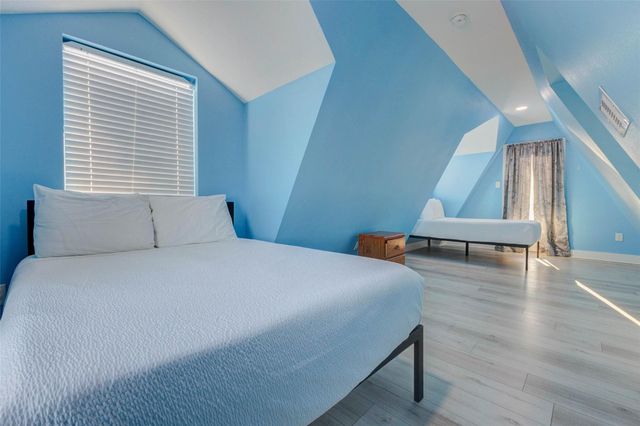 21239 Gulf Drive, Galveston, TX 77554