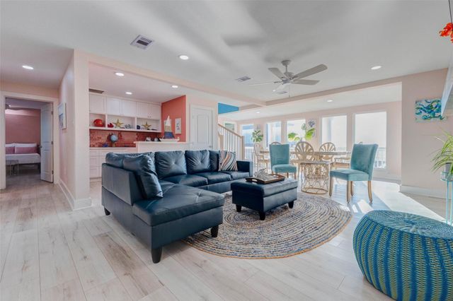 21239 Gulf Drive, Galveston, TX 77554